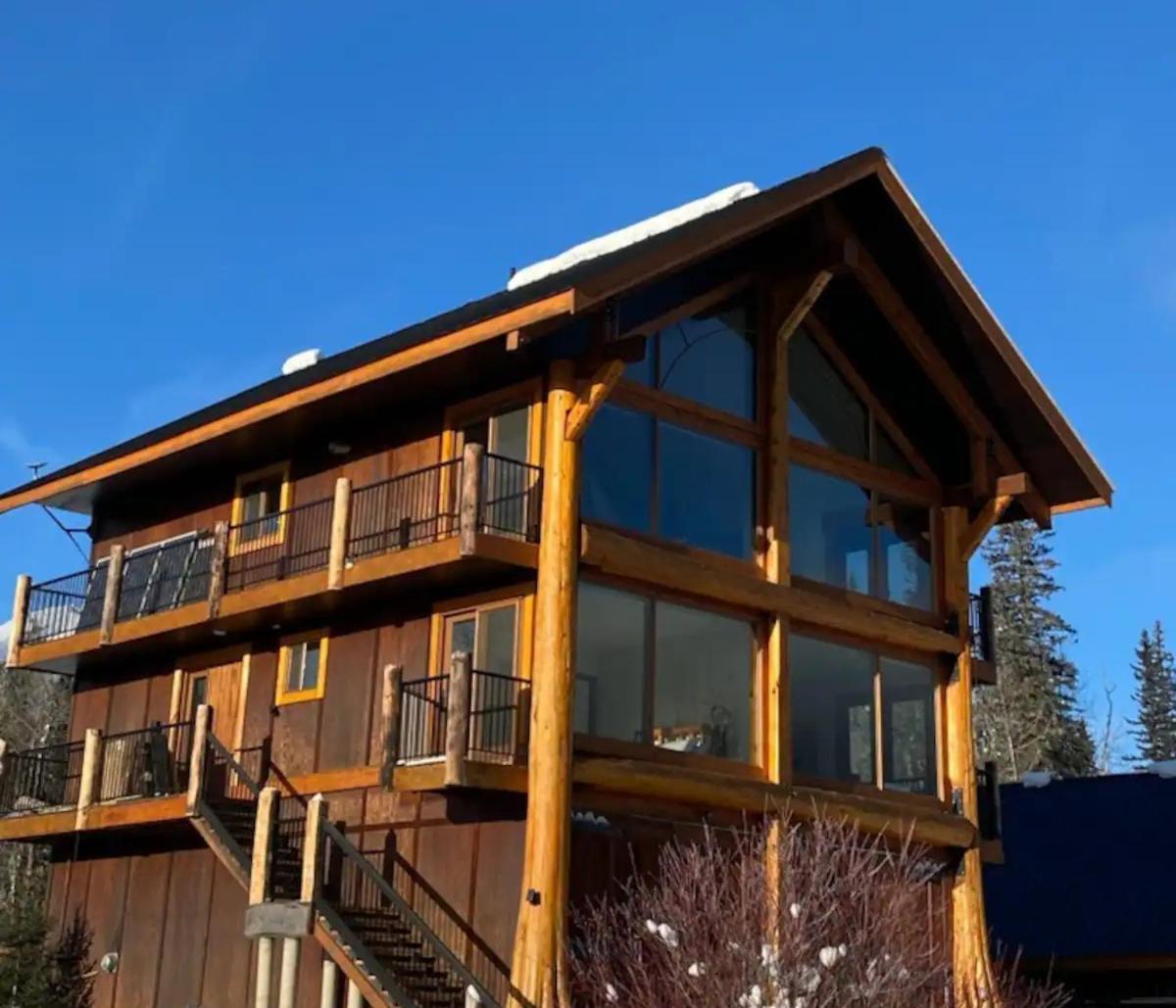River Safari Mountain View Suite บลูริเวอร์ ภายนอก รูปภาพ
