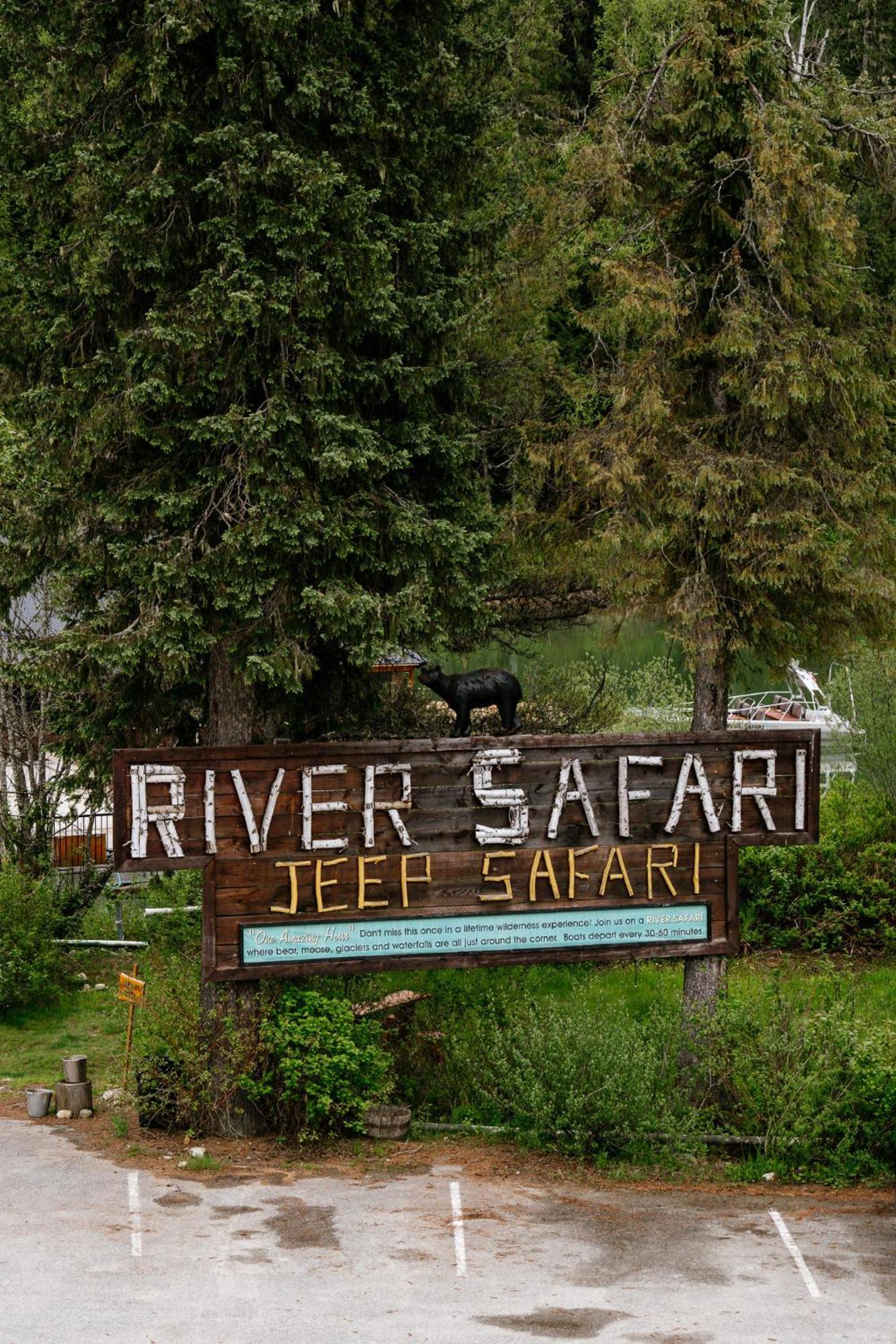 River Safari Mountain View Suite บลูริเวอร์ ภายนอก รูปภาพ